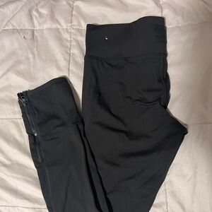 VS PINK ULTIMATE ANKLE ZIP LEGGING
